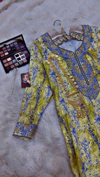 وأن كُنتي سَمراء فَتدللي .♥️🫢 @إشارة متوفرين😍😍  للحجز ولااستفسار  خاص📲...