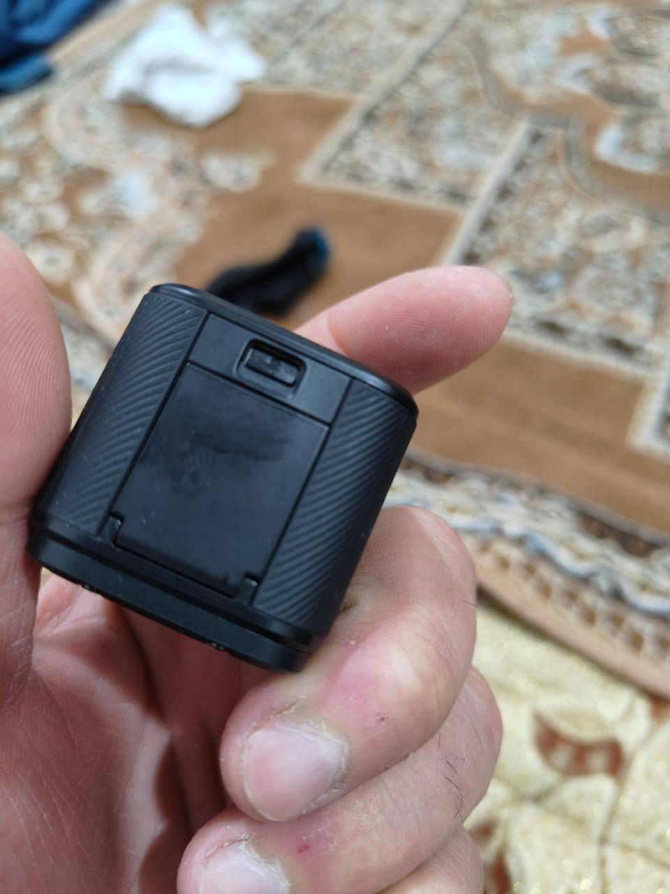 كامرة ماركة كو برو تنربط على الهاتف وممكن أن توضع ذاكرة ميموري داخلها .. تحتوي على قواعد ممكن تربط في الدراجة ومكانات أخرى ... السعر 50 الف


**إذا كنت صاحب هذا الإعلان وتريد حذفه لأي سبب، رجاءا أرسل رسالة إلى الدعم الفني**