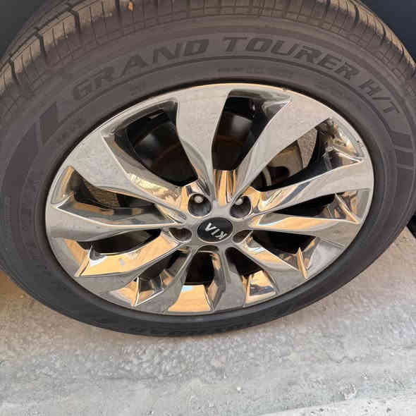 سورنتو 20 
خليجي 
محرك V6 3500
7 راكب 
رقم بغداد انكليزي 
ماشية 92 الف كيلو 
بصمة تشغيل + ابواب 
جنطة كهرباء 
كشنات جلد 
لايت ليد 3 عدسات 
بروجكتور ليد 4 عدسات 
ويل كب كروب حجم 19 
نفكيشن خرائط بلاد 
تبريد 3 قطع بيانو 
حساس امامي وحساس خلفي 
كامرة خلفية دوارة 
تحكمات ستيرن 
السيارة كلش جديدة 
بيها بس بارد بالبنيد ومفتوح وتكحيلات بالبنيد فقط 
السعر 255 وبيهة مجال بسيط 
للاتصال *********** واتساب بغداد
