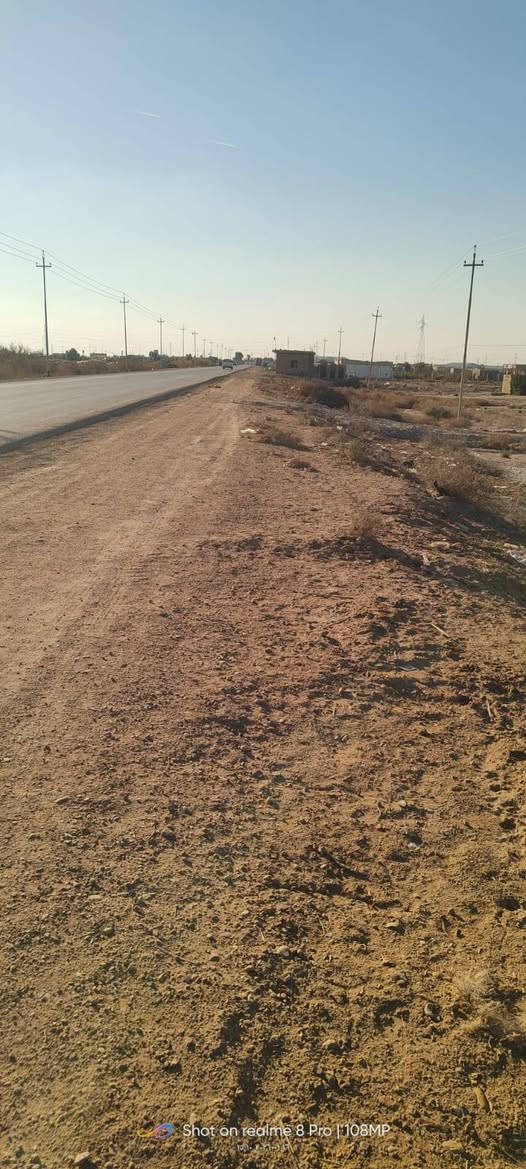 السلام عليكم  #دونم_للبيع_زراعي_المكان جهة الوافدين  يبعد عن الشارع العام  كوت_حي  اقل الكيلو 
السعر 13 بيه مجال 
للتواصل واتساب 
***********
