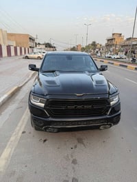 بيع سريع رام 2019 لارامي  فول مواصفات  فور ويل  رقم قادسيه  كفاله عامه...