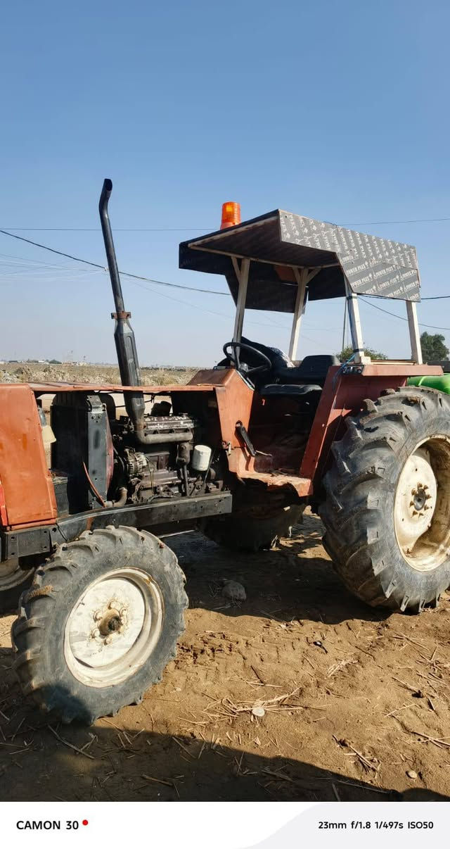 السلام عليكم مكينه فيات زراعيه 780 للبيع رقم بابل رقم وسنويه بدون تحويل والمكينه جاهزه سعرها 9 ملايين ومكانها واسط الكوت الاستفسار اكثر الاتصال على ***********
