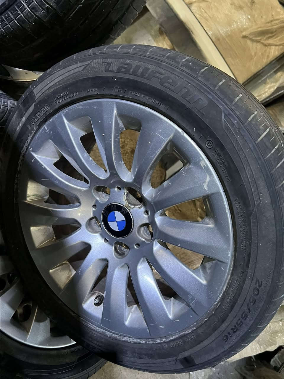 مجمع ---الهدف
ويل كب ---حديث 

باخرة --ميماتي e90--X5

عنوان الكراج---حلة الحي الصناعي شارع علي برغي 

محمدالموسوي ***********
