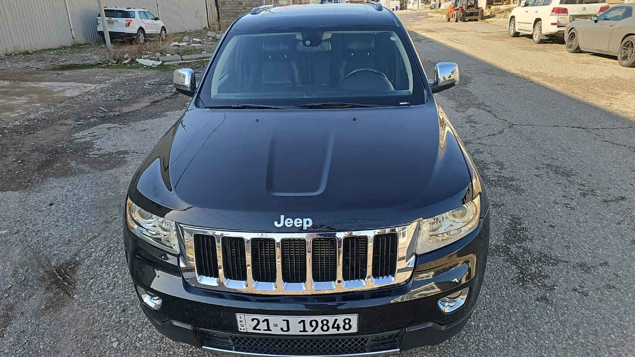 سلام عليكم جيب لاريدو
موديل 2011 لمتدد امريكي 

السياره كلين مكفوله من الصبغ

سنويه جديد صدر جديد تايرات جدد 

السياره مناقصها برغي سياره مال بيت 

مكاني سليمانيه السعر 190بيها مجال 

***********
