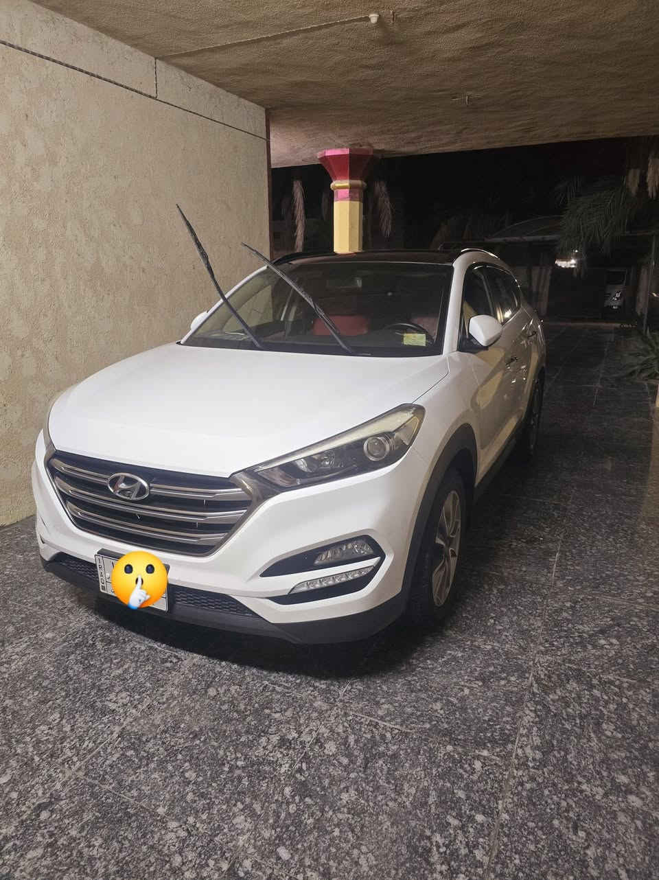 السلام عليكم
توسان ٢٠١٨ 
خليجي فول مواصفات
داخل جلد احمر 
مكفوله كفاله عامه 
مابيها اي نقص 
كير مكينه تايرات 
ماشيه ١٣٦ وقابل للزياده
رقم بابل باسمي 
عنوان بابل 
السعر ١٩٠ وبيها مجال
خاص موجود ورقم واتساب موجود 
***********
