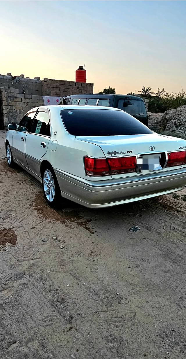 سياره ملكه كصه جنطه ادوات متومه رقم وسنويه على الشاصي رقم شمالي سنويه لل٢٨ تنتهي  كرستال دكمتين محرك ٣٠٠٠ فيفيتي تبريد ثلج🥶 تدفئه كهربيات مكينه كير غرفه جيس مالتها برده خلفيه ويلكب رياضي حداده كارتون سياره جاهزه وكامله  السعر 38 البصره ابي الخصيب مكلف بنشر هاذ رقم راعيها ***********
