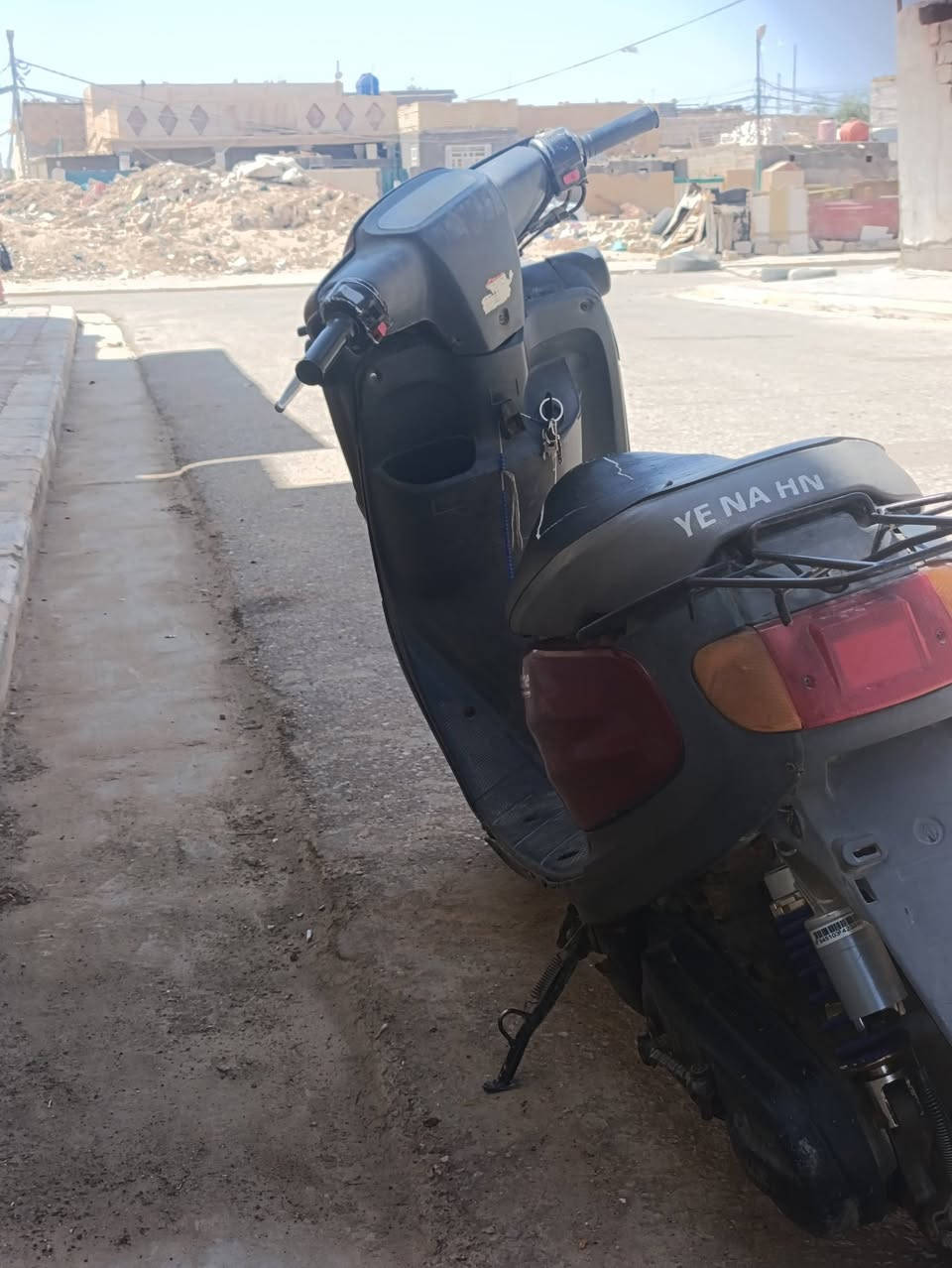 سلام عليكم منغولي للبيع كامله كل نقص مابيها نضافه شوفت عينك سعرها 300 وبيها مجال مكاني كربلاء ***********
