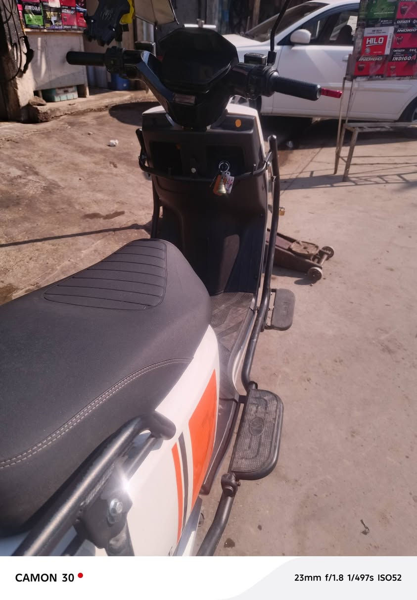 دراجه شحن الوحش 6بطاريات يقرن 14
مستعمل 3اشهر
بي فطر بل درع زغير 
800وبي مجال 
***********اسيا 
***********كورك بي واتساب 
موصل حي الكرامه
