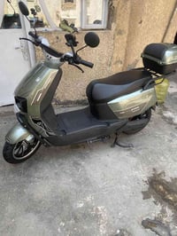 6بطاريات كبار  بريكات دهن أمامي خلفي  بريك كهربائي لايت عدسات بعد 200 ...