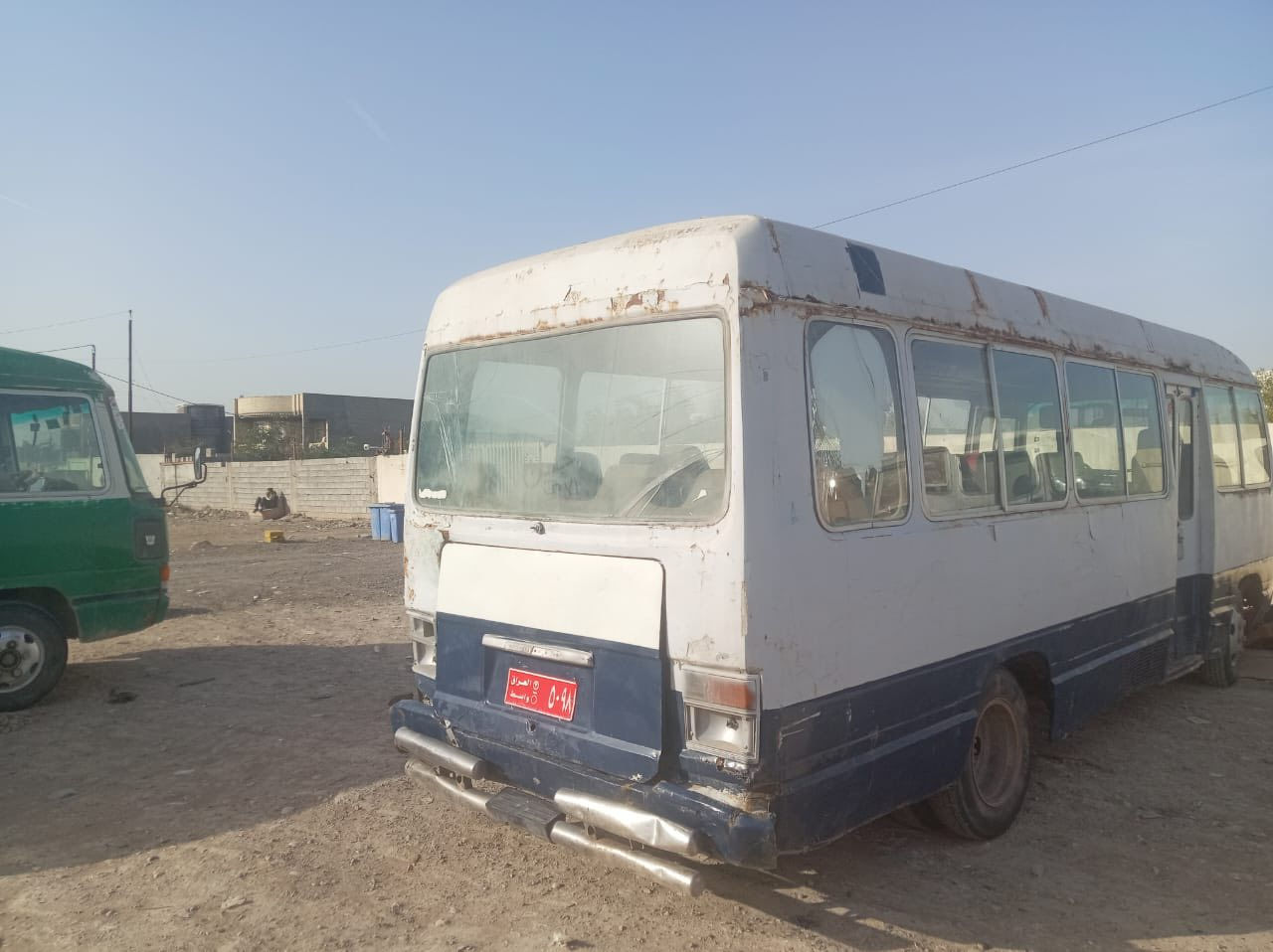 سلام عليكم كوستر للبيع 30 نفر مكينة اوكير بنكو كاز صاحبها موجود يسوي وكاله السيارة معروضه ب4 اوبيها مجال مكان السيارة بغداد المعامل  الشراي يتصل ***********مكلف بالنشر
