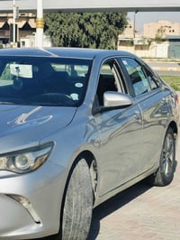 كامري 2017فئة SE امريكي حادث جاملغ امامي جهة السكن مع حافة البنيد والب...