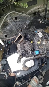 بغداد الزعفرانية • قطع غيار