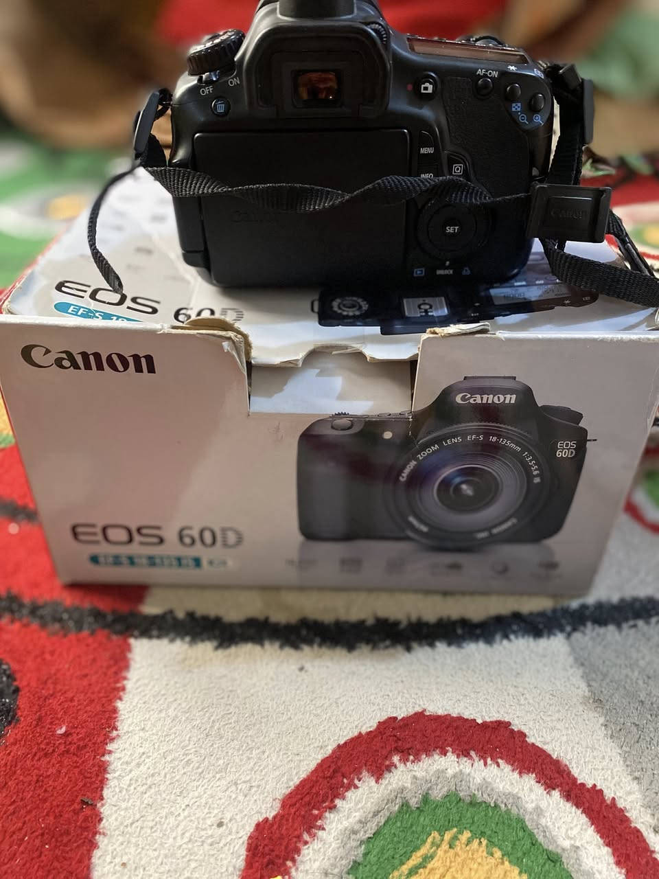 كامره كانون 60d للبيع فول فريم
كامره كامل ملحقاتها جديده للاستفسار ***********￼. #كانون
