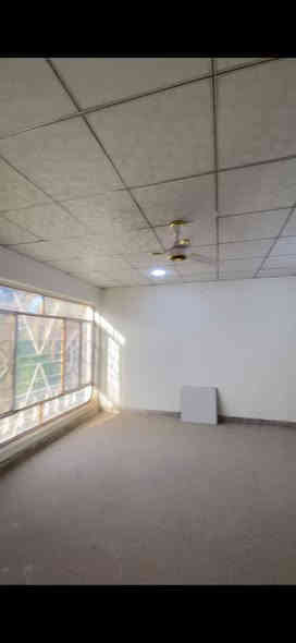 منزل للإيجار مناوي باشا قرب سوق المناوي

  ❇️  يصلح للشركات والمكاتب الرسمية فقط  

▪️ المساحة:  350 متر
▪️ البناء: جيد 
▪️ طابقين

 
 
 التفاصيل :
▪️منام عدد 5
▪️صالة 
▪️استقبال 
▪️مطبخ   
▪️صحيات عدد 4

ـــــــــــــــــــــــــــــــــــــــــــــــــــــــ
  

للاستفسار الاتصال على الأرقام 🔻

***********📞
***********📞
  ***********📞

او زيارتنا للمزيد من العروض
 عنوان_المكتب
 البصرة - البراضعية - شارع سيد امين (قرب مركز الفيزا التركية) 
المــكــتــب مــجــاز قــانـونــيــاً
خدماتنا:- مقاولات عامة -تصميم خرائط-تصاميم داخلية-ديكورات داخلية-ترميم منازل
#نستقبل_عروضكم_وطلباتكم_التجارية_والسكني
