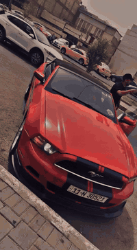 السلام عليكم فورد موستنك2013 3700  v6للبيع
بيه قطع صبغ ابيعلك حزام  وضربتها كلش حلوه عل بره 
السياره حلوه وكشره حلو وداخله حلو محرك مال حاويه كصه جديده ماشيه100ميل
تبريد ثلج 
شبايدرشلبي
دفيوزرشلبي
حلوك شلبي
ويل توسايز
لحيه ارتي ار
رايده ب95 وبيها مجال كلش قليل
مكان السياره بغداد شارع فلسطين ***********
