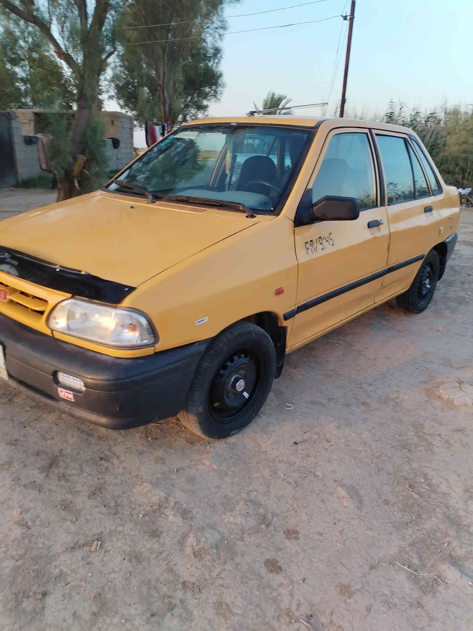 سياره سايبه للبيع موديل 13 نفخ سياره حلوه مامتعوبه مكاني ذي قار الرفاعي *********** سياره باسمي مشروع وطني السعر ٢٥ وبيها مجال امصفره هيئه وغرامات سنويه ل ٢٧ رقم بغداد بيها بدايه تبخير
