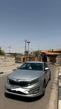 كيا K5 • ٢٠١٥ • فتحة وشاشة