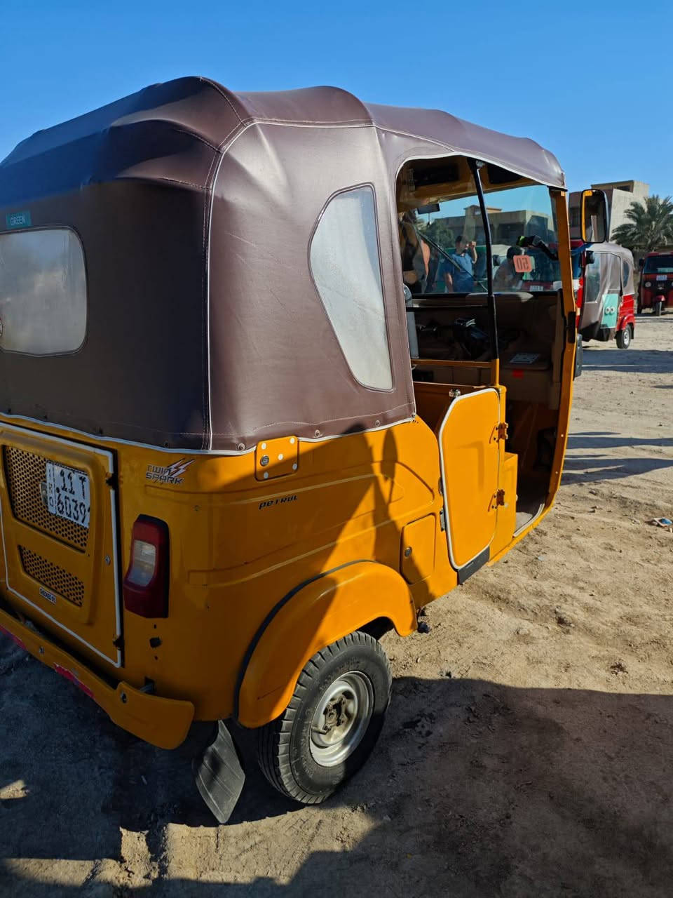 تكتك 21 للبيع نظيفه احلى من الصور ***********
