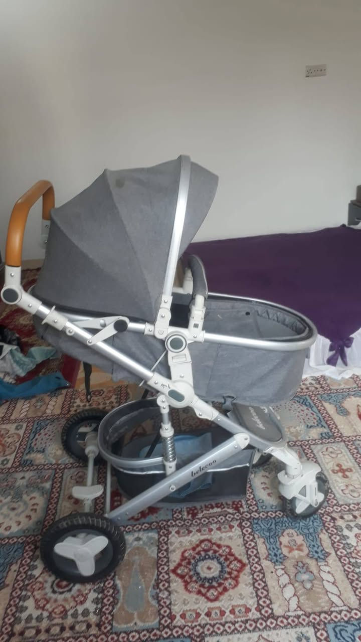 عربانه ماركه belecoo للبيع 130وبيه مجال عربانه جديده ونظيفه استخدام قليل العربانه ترهم سرير وترهم عربانه وبيه دبل 
وتاير لين مو قوي وبيه بريك خلفي وتثبيت تايرات ***********او خاص
