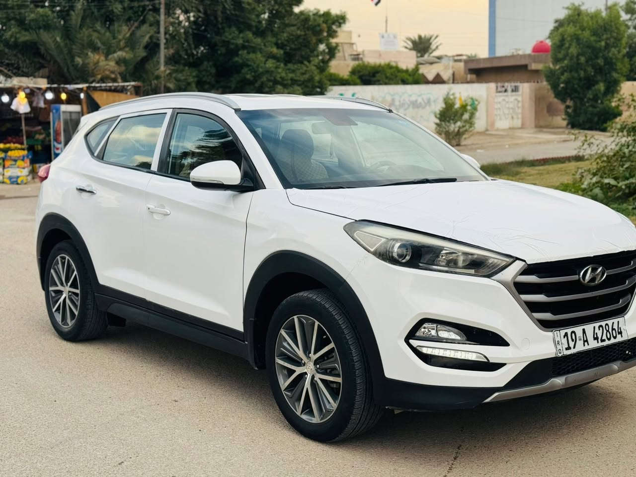 سلام عليكم
بيع مستعجل ?

توسان 2017 شركه الكاصد خليجي 
ب اسمي  
السعر118$ بيه مجال ؟ 
اتصال:***********

سياره بيه كم قطعه صبغ؟

مواصفات 

محرك 2000 دوش كفاله 
داخل بيجي 
كراسي كهرباء 
حساسات 
بصمه ابواب
كروز سرعة(مثبت سرعة)
تبريد قطعتين 
لايت دوار مع لستيرن
3وضعيات قيادة
SPORT
normel
ECO 
تحكم ستيرن جهتين 

بغداد
