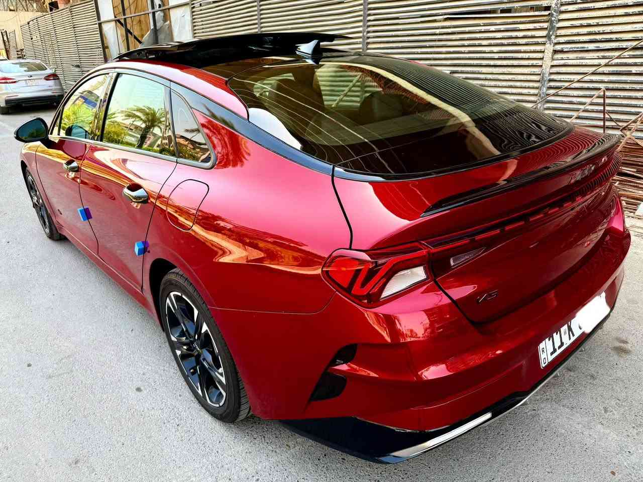 اللهم صل على محمد وال محمد
‏KIA K5 GT Line 2023  امريكي🇺🇸 ماروني♥️

بيع فقط بدون مراوس🔴

حرة بغداد

حادث خلفي قطعة وحدة صبغ الباقي كفالة عامة

جاملغ فقط وطرف الباب بارد (بدون ايرباك) وبالبنيد شوية حالوب كلش كلش خفيف ميبين بالصور عفتة على وضعة

ماشية 27,000 ميل مشي امريكا
حاليا ماشية 32 الف

المواصفات :
فول بانوراما
كشنات جلد وكهرباء السائق
شاشة كبيرة ابل كارب بلي
ويل رياضي اسود كبير
سبايدر ومري جانبية اسود بلاد
لد نهاري امامي خلفي بلاد
كشافات زنون بلاد
سايد بريك بصمة + وضعيات قيادة
فول تحكمات ستيرن 
مكينة 1600cc تيربو⚙️
دفع ثنائي 2 ويل

السيارة جديدة مناقصها برغي حتى دهن اصلي مبدلة وبولش وحمام متذب عليها درهم وتفحص وين متحب

السعر 195$ وبيها مجال للشراي
 ومااقفل سعر بالتلفون ابد تعال شوفها وتدلل
مكاني بغداد كرخ
***********
