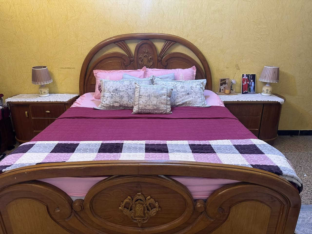 غرفة تسكام عالطلب خشب قوي وثقيل ومساحة خزنية كبيرة
السعر مليون وربع 
العنوان البصرة 
للاستفسار خاص او وتساب ***********
