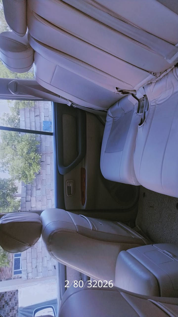 يالله
سلام عليكم شباب لاندكروزر 2007 اصل 
مواصفات فتحة ثلاجة زركات لايت تبريد ٣قطع ٧راكب محرك ٦ كير خير من الله غرفتها تخبل دبل تانكي سيارة مال بيت معروفة باقي المواصفات رقم بغداد بسمي بيها قطعتين صبغ باقي مكفول بدون دواخل ليبل واحد
سعر 165 وبيها مجال 
رقم هاتف ***********
