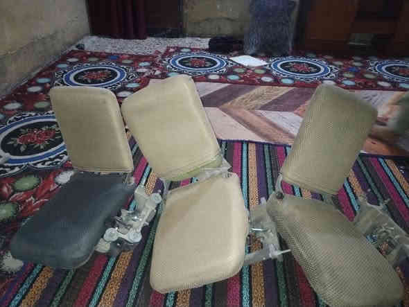 السلام عليكم كشنات  البيع  يرهم عل  نسيان هايسه جنبي  مكلف بال نشر  سعر ب٢٧٠ ***********
