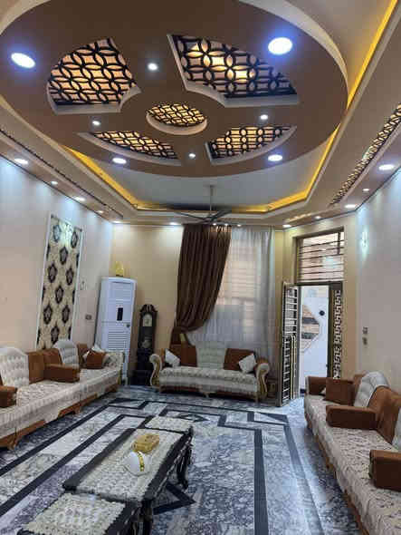 بيت البيع مساحه 200 متر حديث طابقين في حي الحسين سعر 370 مكتب التساهل… العقار ***********
