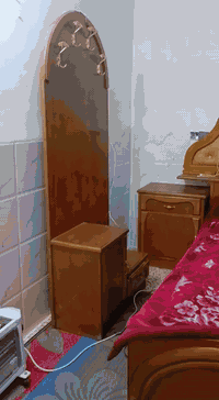 غرفة خشاب للبيع خشب صاج ثقيل غرفة نضيفة السعر 600 وبيها مجال للاتصال: ...