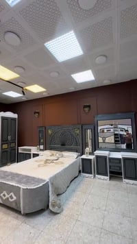 غرفة نوم • خشب ٣مم • شازلون مخزن