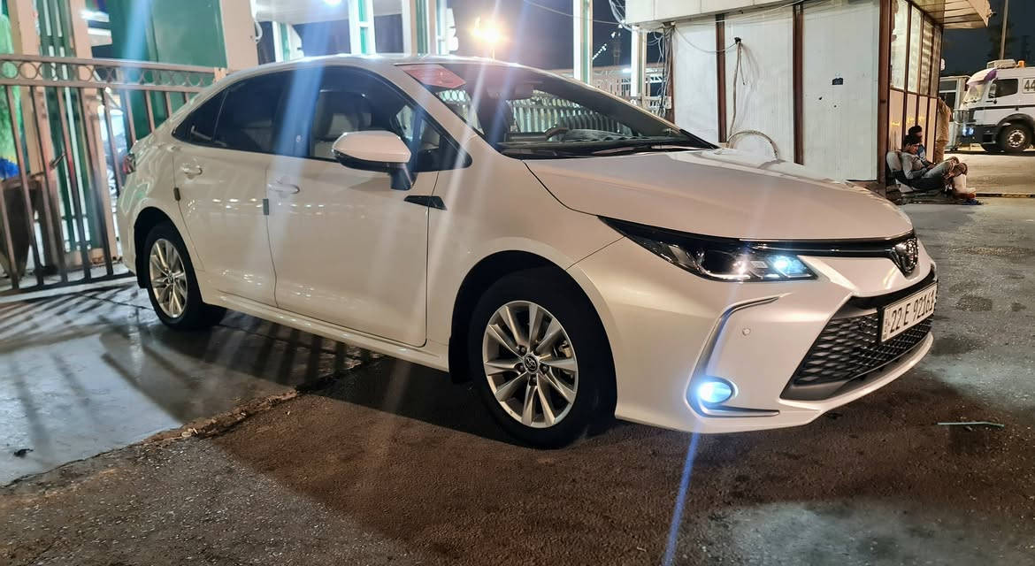 كورلا 24 ساز بسمي محرك 1800 بانزين ماشية 57 الف
مري شفط بصمة حساسات امامية عند اقتراب للسيارة ترحيب وفتح القفل عند الاقتراب
بيها ملاحظتين بسيطات بارد ع كد 3 اصابع  بجاملغ سائق  ورصعه بلباب خلف السائق والباقي كفالة عامة
موضحهن بصور 178 وبيها مجال بسيط
هزه بعدها ممنتهيه 
 ***********
بغداد
