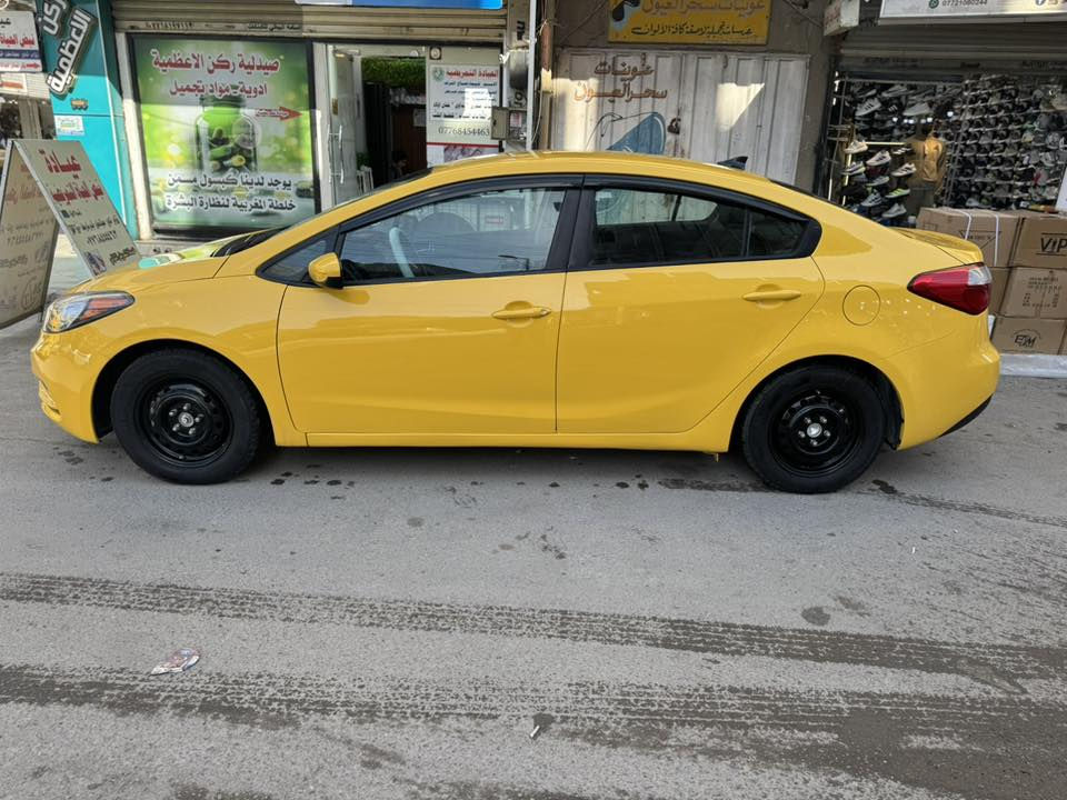 السلام عليكم كيا فورتي موديل 2016 مصفره هيئه وغرامات   منظومه غاز سياره جديده صبغ ودوشمه جديد تخم تاير جديد 
احلى من الصور حادثها بس دعاميه وصور الحادث بالمنشور 
باسمي مكان السياره الاعظميه السعر 113 الاستفسار ***********
