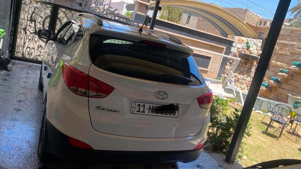 السلام عليكم ..
للبيع توسان ٢٠١٦ خليجي نص مواصفات سيارة جداً نظيفة بدون اي نقص شرط الفحص 
محرك ٢٠٠ دوش مكفول رقم بغداد مشروع وطني سنوية ب اسمي 
المواصفات :-
١- شاشة كبيرة 
٢- تبريد قطعتين
٣- كامرة 
٤- داخل + ارضية مدوشمة جلد
٥- فول تحكم ستيرن 
٦- ٥ ويل كب 
٧- اشاير مري جانبية 
وباقي المواصفات المعروفة للتوسان 
ملاحظة ( صبغ بابين + شي بسيط من الجاملغ الخلفي بدون دواخل وشرط الفحص )) 
:
عنوان بغداد حي الجامعة 
السعر ١٣٧ ورقة 
***********
