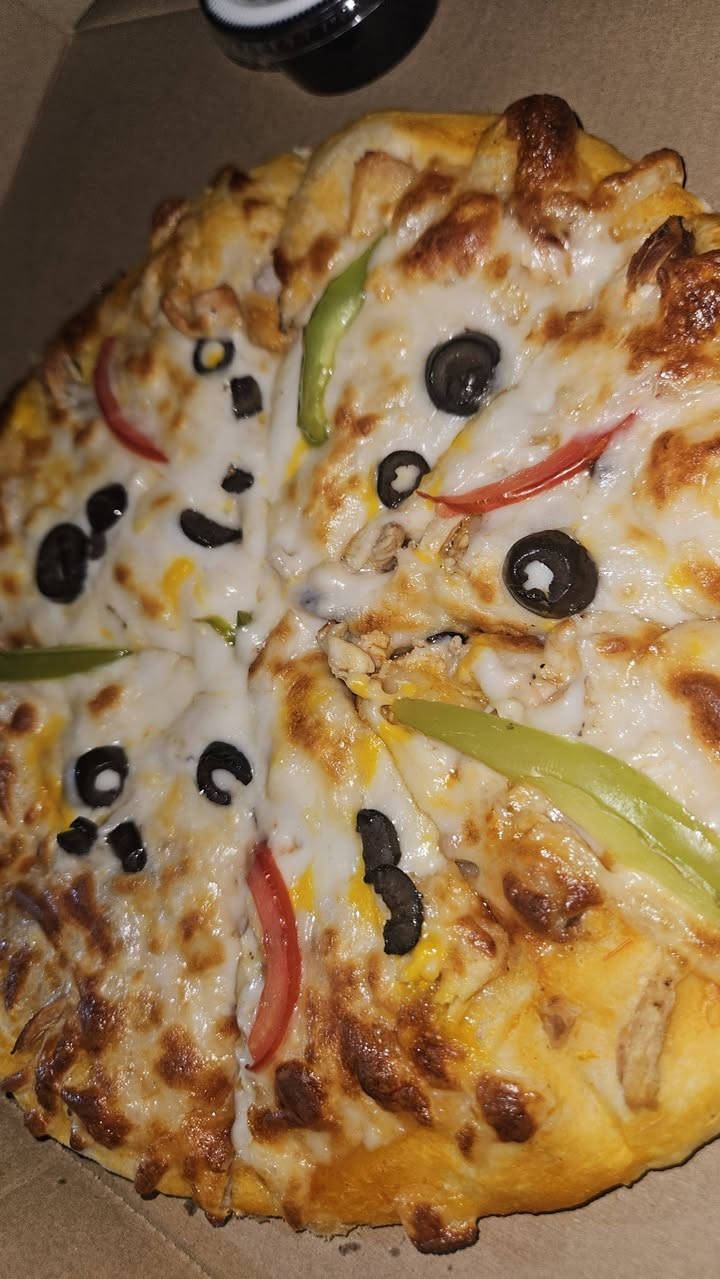 🍕 لأن البيتزا إلها طعم غير... طلبك صار أسهل!
بيتزا طازجة، جبنة تذوب، ومكونات مختارة بعناية 😍
اطلب الآن واستمتع بألذ نكهة توصل لباب بيتك. 🚗🔥
📞 اطلب هسه وخلي الطعم يحچي عن نفسه!
***********

