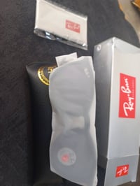 اكسسوارات شخصية • للبيع
