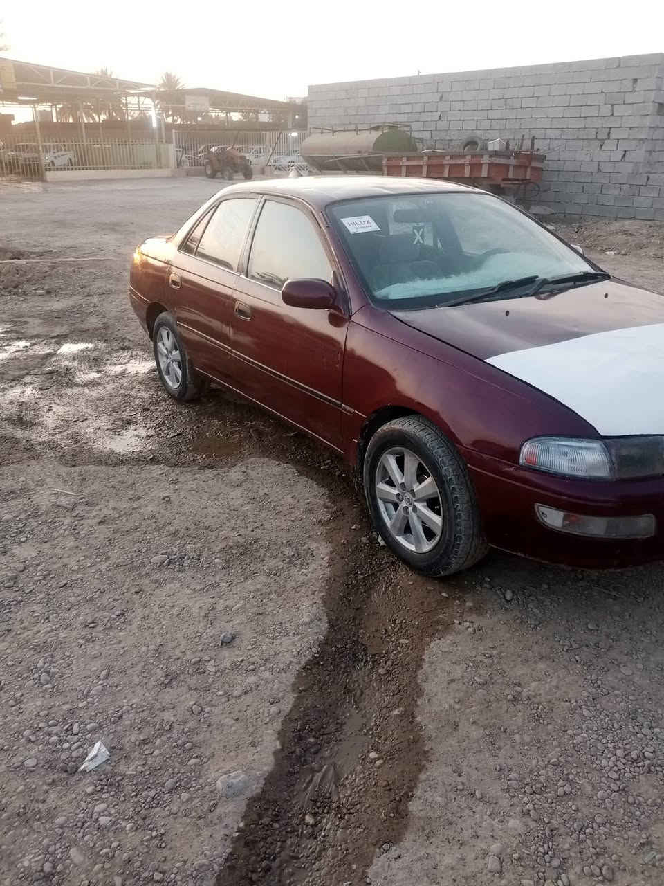 السلام عليكم كارينا  موديل 94 كير محرك خير من الله صدر زين سنويه صاقطه شرط التحويل سياراه حلوه مال جناي سعر 40 وبيها مجال اتصل وتدلل رقم***********
