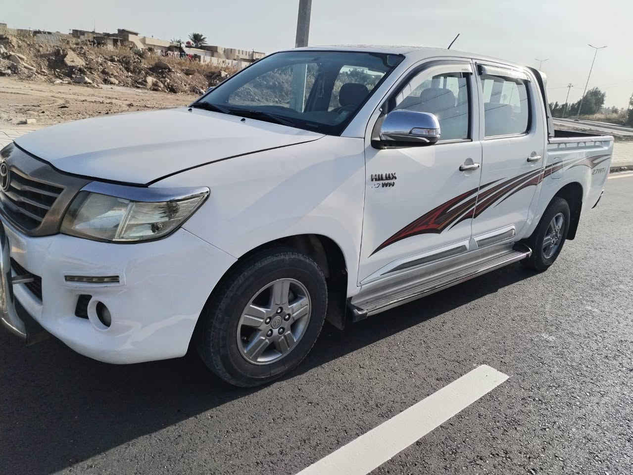 2014 كويتي الضرر ضربة جاملغ وشبر ب البنيد بدون دواخل 
مكينه كير  خير من الله 
رقم واسط ب اسمي  شرط التحويل  
اتصال ***********. السعر  ٢٠٥  بيها مجال حق الجيه
