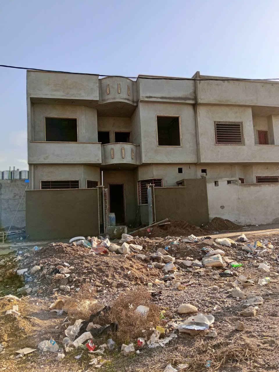 كادر لبخ سمنت من الموصل نعمل في تكريت والمناطق القريبة
شغل يرضيك ويرضى رب العالمين وقديم كار
لبخ ناعم
نثر
تصفير حائط 
ليحب 
يتوصل 
*********** وتساب شغال
