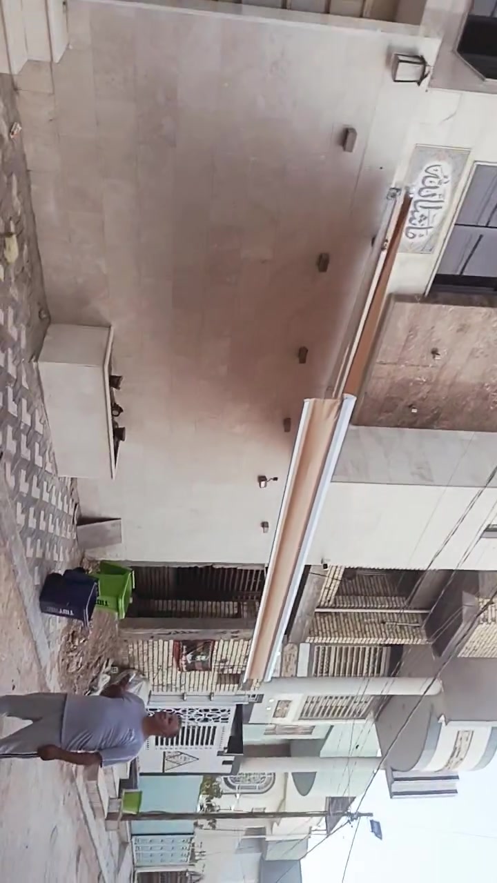 كرار الحداد ،،لعمل المضلات المتحركة والثانيه
***********,
