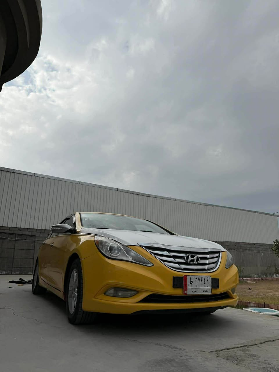 السلام عليكم 
للبيع سوناتا 2011 وارد امريكي فوول موصفات 1/1
تدفئه تبريد كشنات خلفي+ امامي
دمام بلادي 
بصمه تشغيل
اشاير بلمري
فتحه سقف 
مانع سرقه
دخول ذكي 
السياره هستوني شادله كير ومحرك بلكارتون + صدر خلفي وامامي 
رقم بغداد السعر 88 
*********** حلة, بابل
