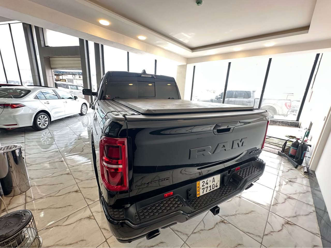 رام ليميتد نايت ايديشن 
المحرك: 3.0 لتر 6 سلندر (I-6) توين توربو-540hp
الموديل: 2025 (خليجي)
ضمان-هارلم
ماشي-27000
كامل-PPF
0750 711 5442
0772 152 5442 أربيل, العراق
