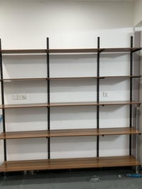 رف تعليك طول مترين  نضيف  مكاني بغداد /07770542784