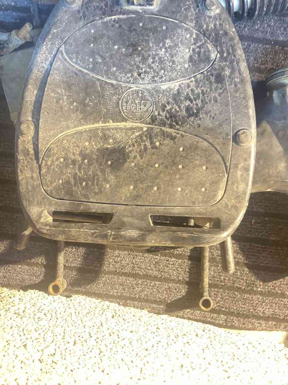 السلام عليكم   غراض للبيع للاستفسار خاص او ***********.   كتف اشاير ، تطواله فج مال ثعلب ، منضومه زنون ، كتف سكنس ،قبق هندر بريز نوزل ،سبايدر بريز، سبايطر قطعتين مال سكنس نصبه تكتل، كاسحه، مجمع ماكس ،موجود ايضا مجمع سكنس صفحه الهورن تحاري بعده مامشدود
