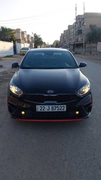 كيا فورتي جيتي لاين موديل 21  ضررها نص باب وجوملغ جهه سايق وراجع بارد ...