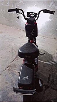 حجم ١٤ • ٤ بطاريات • فيه مجال بسيط