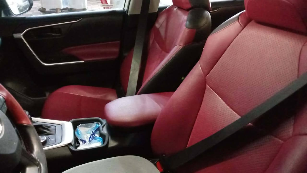 السلام عليكم راف فور موديل 2022 دفترين وبيه مجال
مكان الفلوجة
***********
