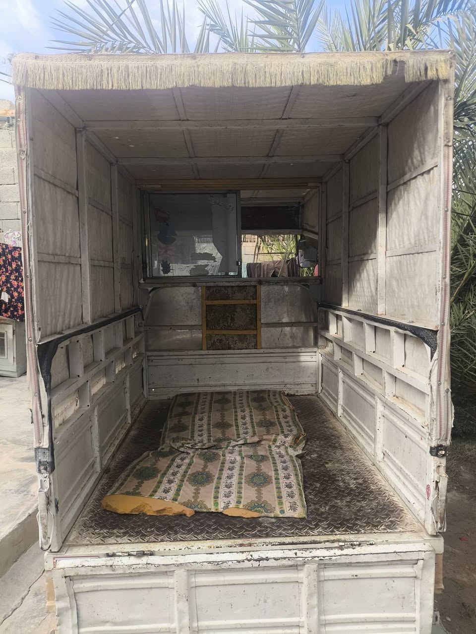 السلام عليكم
ستوته للبيع موديل 2010✈️
محرك 23✈️
اوراق كامله ✈️
السعر 1250وبيه مجال✈️
 للاستفسار ***********🤍
خاص موجود😊
