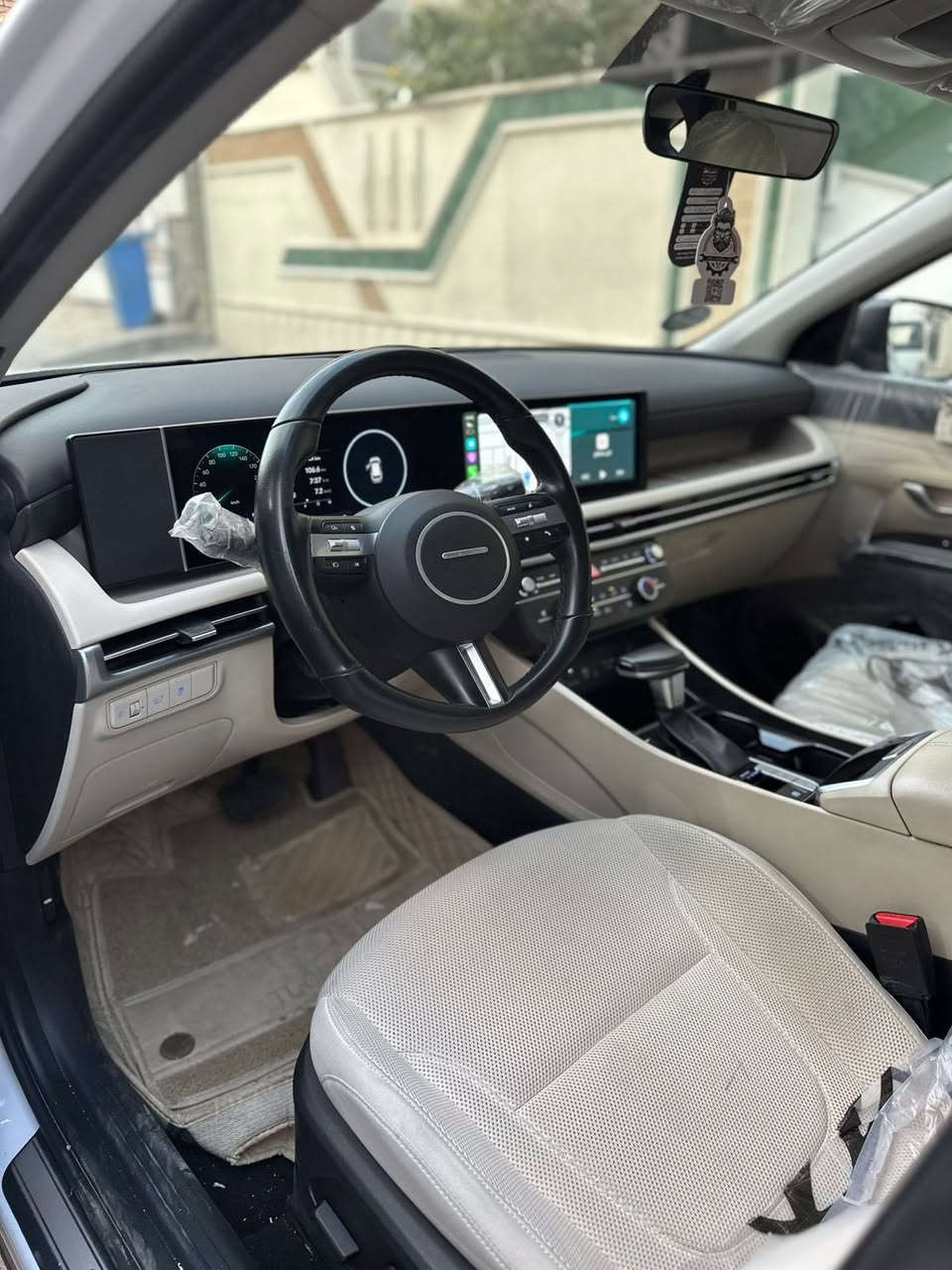 ‎توكسان  خليجي 2025
‎مرقم بغداد 

‎فول مواصفات ماعدا البانوراما

‎⚡️بصمه 

‎⚡️تشغيل عن بعد 

‎⚡️كامره خلفيه 

‎⚡️حساس امامي خلفي 

‎⚡️سيد بريك بصمه 

‎⚡️شاحن لاسلكي 

‎⚡️ويل كروم 

‎⚡️مانع انزلاق

‎⚡️انظمه قياده (عادي +سبورت + اقتصادي)
‎⚡️كشنات كهرباء
المكان (بغداد الكرادة )
‎📱للاستفسار الاتصال على الارقام
***********
