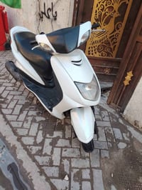 لبيع دراجة سكنس كوري نضافتة محركة كشرة 100 ٪تخبل اي نقص مابية شراي يخا...